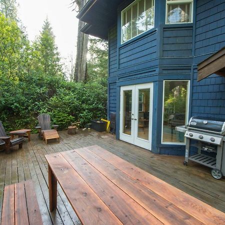 Chesterman Hideaway Hotel Tofino Exterior photo