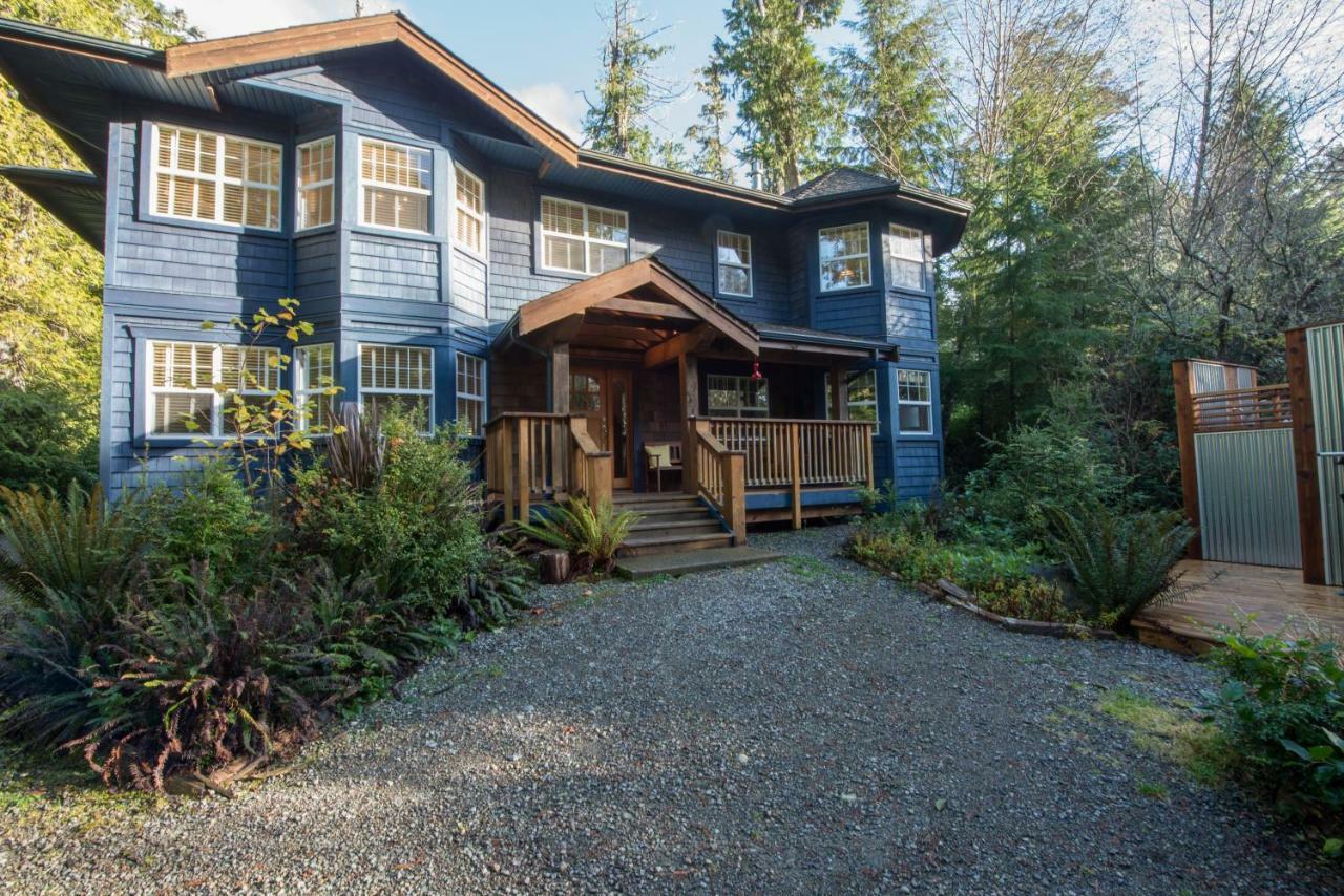 Chesterman Hideaway Hotel Tofino Exterior photo